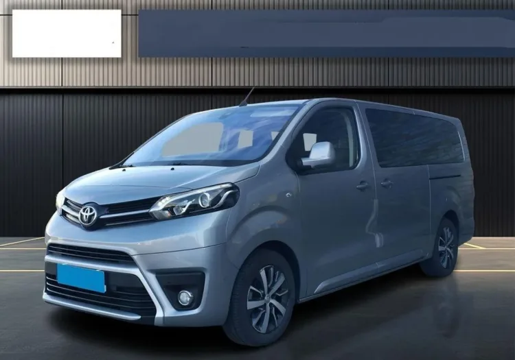 Toyota ProAce Proace Verso 2.0 D4-D Long Family