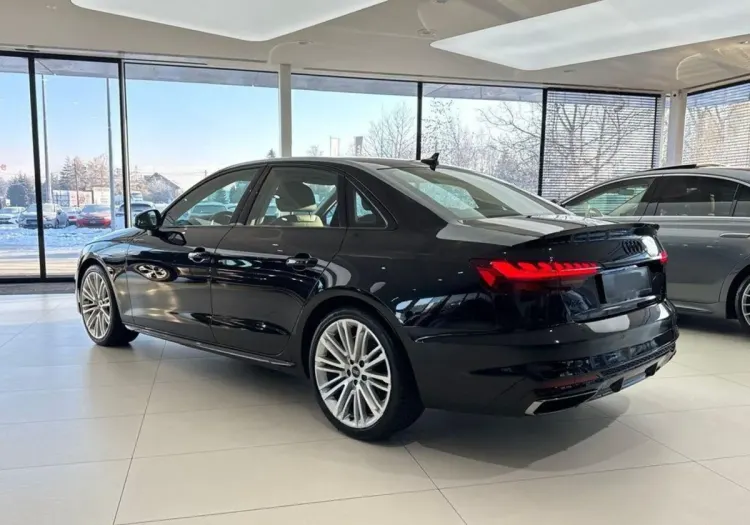 Audi A4 A4 35 TFSI mHEV S Line S tronic