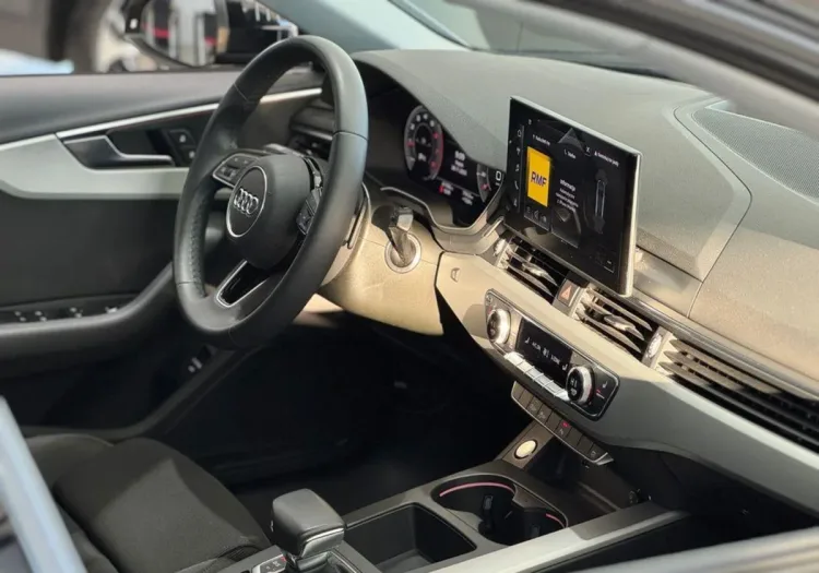 Audi A4 A4 35 TFSI mHEV S Line S tronic