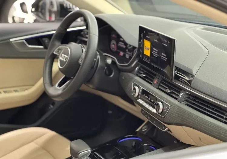 Audi A4 A4 35 TFSI mHEV S Line S tronic