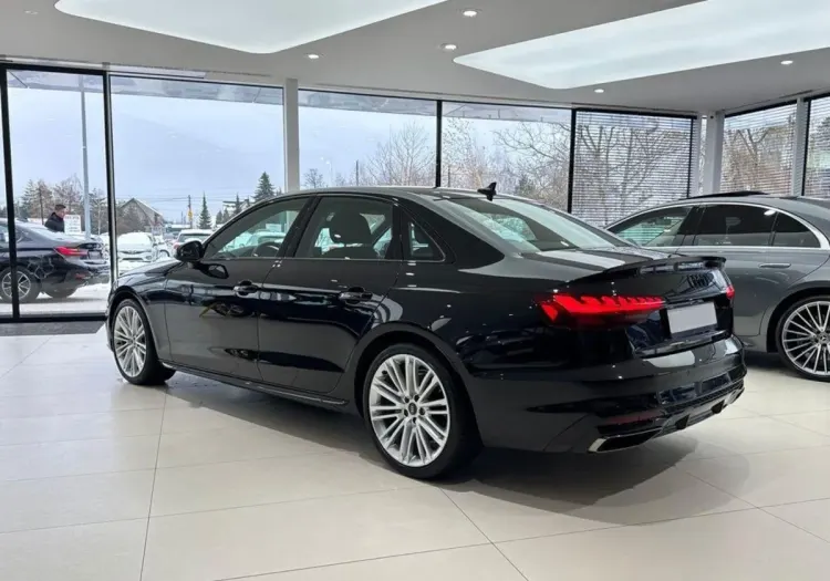 Audi A4 A4 35 TFSI mHEV S Line S tronic