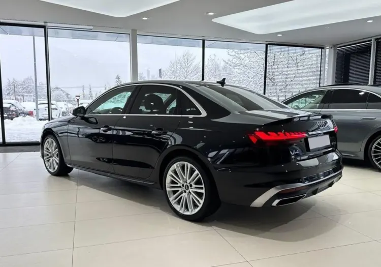 Audi A4 A4 35 TFSI mHEV S Line S tronic