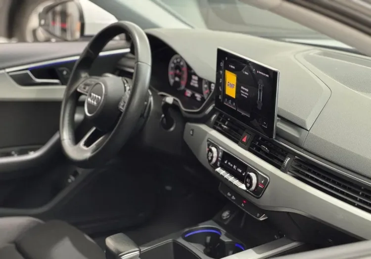 Audi A4 A4 35 TFSI mHEV S Line S tronic