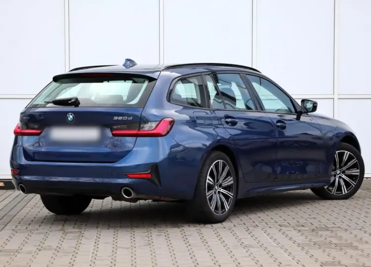 BMW Seria 3 320d xDrive mHEV Sport Line aut