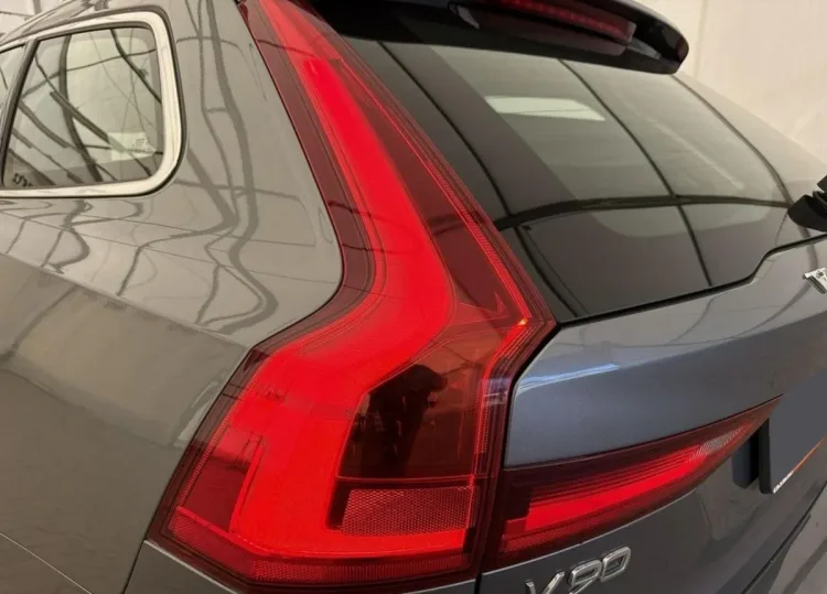 Volvo V90 V90 D4 SCR Momentum aut