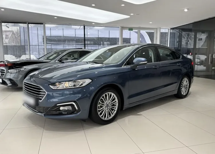 Ford Mondeo Mondeo 2.0 Hybrid Titanium