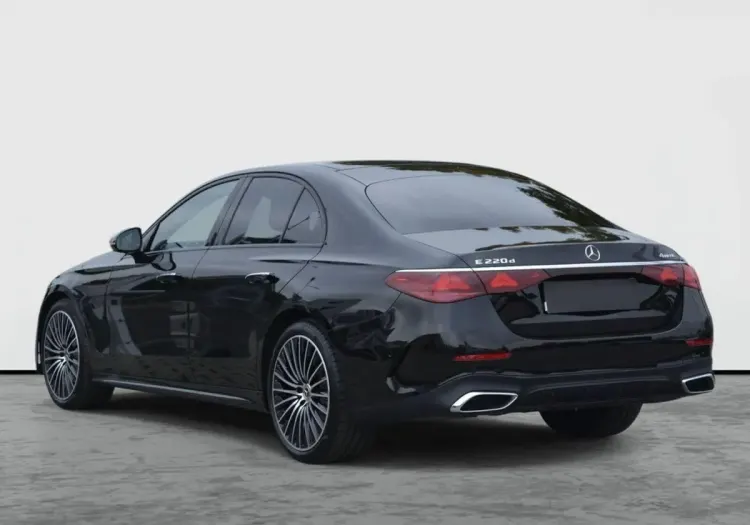 Mercedes-Benz Klasa E E 220 d mHEV 4-Matic AMG 9G-Tronic