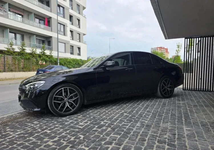 Mercedes-Benz Klasa E E 220 d AMG/Avantgarde