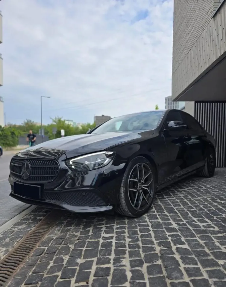 Mercedes-Benz Klasa E E 220 d AMG/Avantgarde