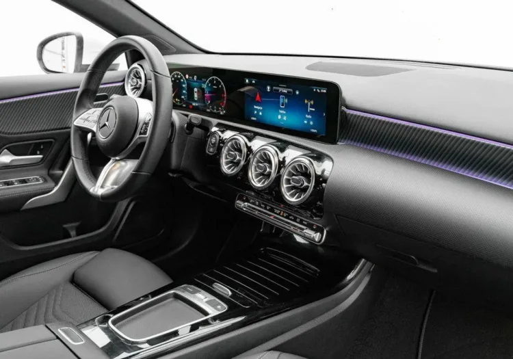 Mercedes-Benz Klasa A A 200 d Progressive 8G-DCT