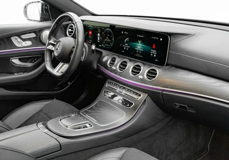 Mercedes-Benz Klasa E E 220 d 4-Matic