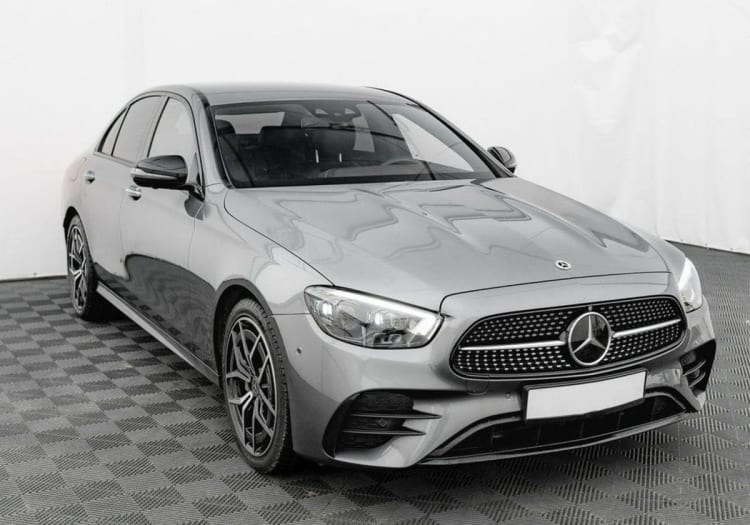 Mercedes-Benz Klasa E E 220 d 4-Matic