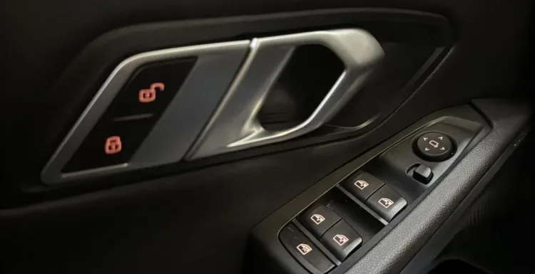 BMW Seria 3 318d mHEV Advantage aut