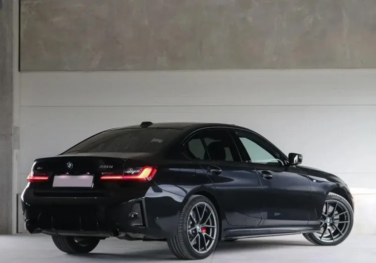 BMW Seria 3 320i xDrive M Sport aut