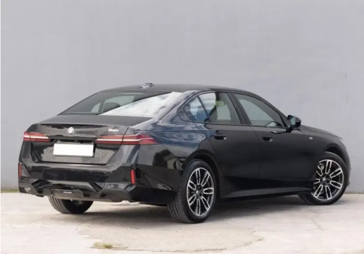 BMW Seria 5 520i mHEV M Sport aut