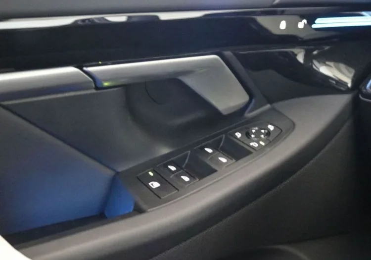 BMW Seria 5 520d xDrive mHEV aut