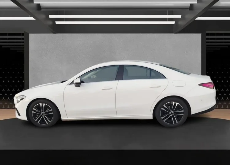 Mercedes-Benz CLA CLA 180 7G-DCT