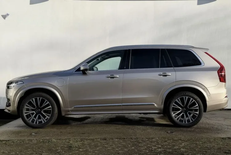 Volvo XC 90 XC 90 T8 AWD Plug-In Hybrid Plus Bright 7os aut