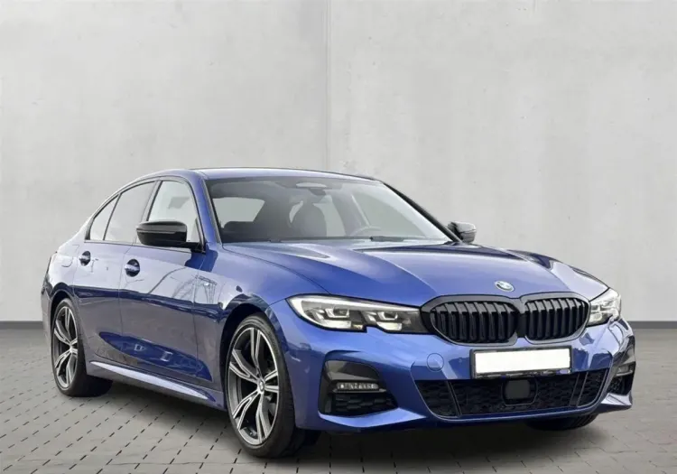 BMW Seria 3 320d xDrive M Sport sport-aut