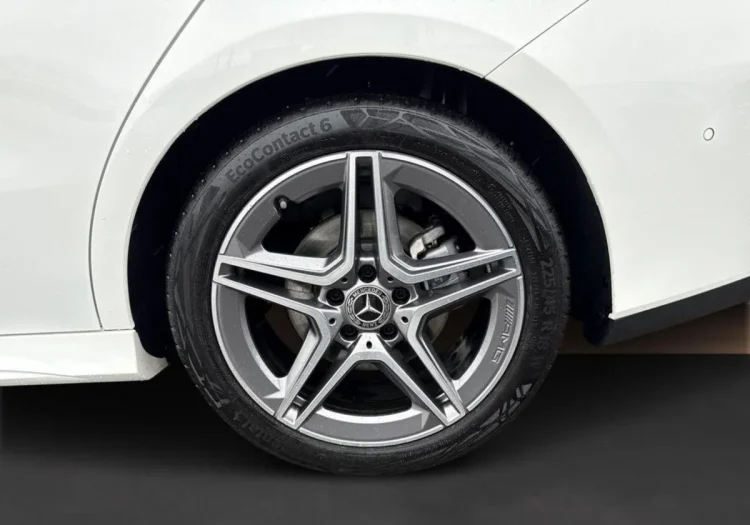 Mercedes-Benz CLA CLA 200 mHEV AMG Line 7G-DCT