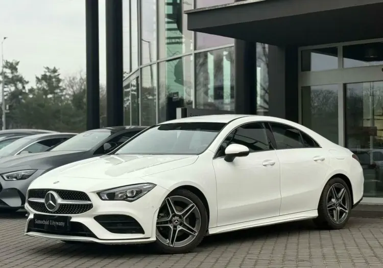 Mercedes-Benz CLA CLA 180 AMG Line 7G-DCT