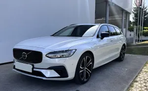 Volvo V90 V90 T8 AWD Plug-In Hybrid Ultimate Dark aut