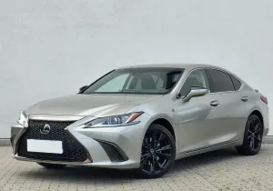 Lexus ES ES 300h F Sport Design