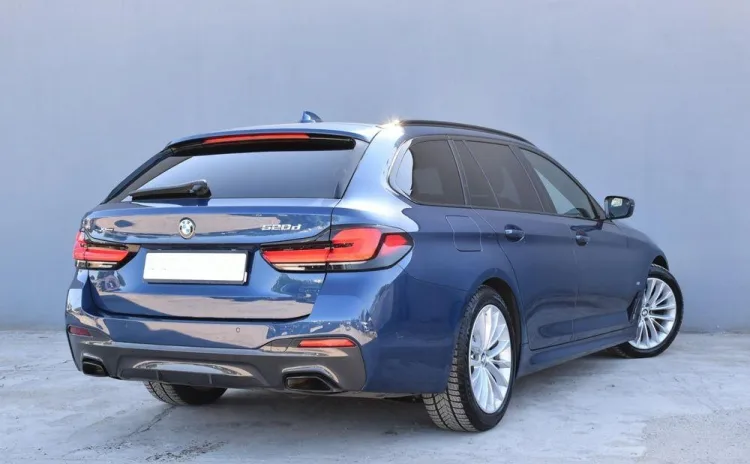 BMW Seria 5 520d xDrive mHEV M Sport sport-aut