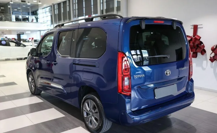 Toyota Proace City Proace City Verso Long 1.5 D-4D Family Aut.