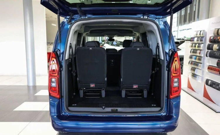 Toyota Proace City Proace City Verso Long 1.5 D-4D Family Aut.