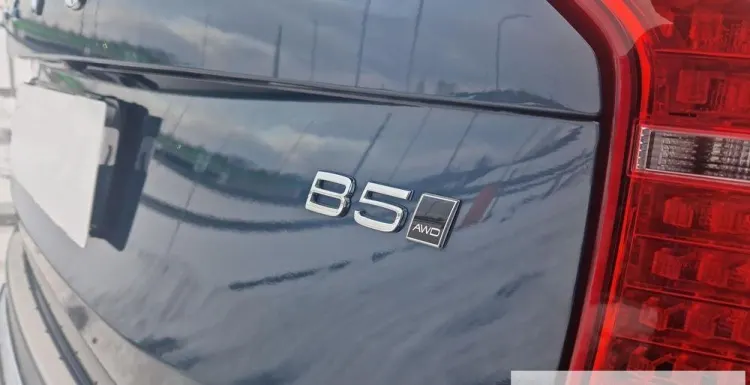 Volvo XC 90 XC 90 B5 D AWD Plus Bright 7os aut