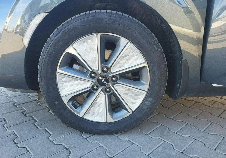 Kia e-Soul e-Soul 64kWh M