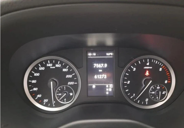 Mercedes-Benz Vito Vito Tourer 114 CDI L2 Pro 9G-Tronic 447.703