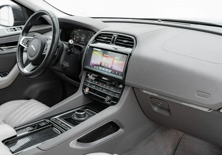 Jaguar F-Pace F-Pace 2.0 i4P AWD Portfolio