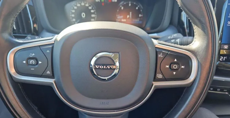 Volvo XC 60 XC 60 B4 D AWD Momentum Pro aut