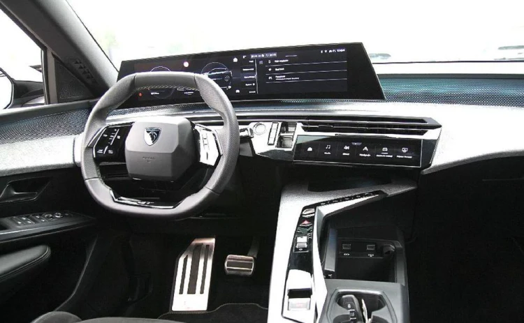 Peugeot 3008 3008 1.2 PureTech mHEV GT S&S e-DCS6