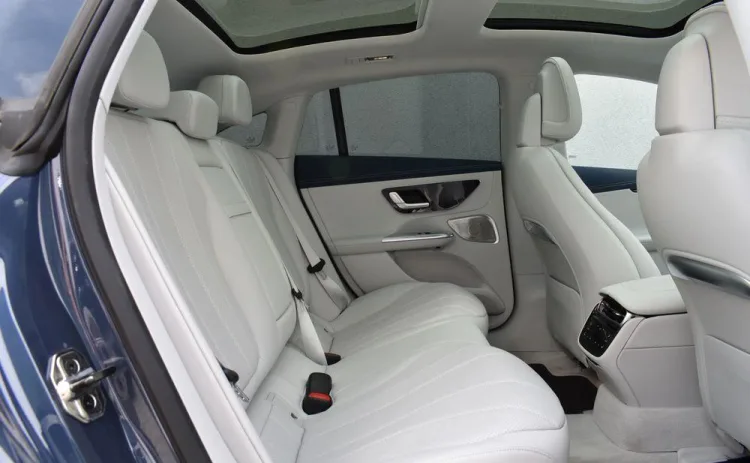 Mercedes-Benz EQE EQE 350 4-Matic Electric Art