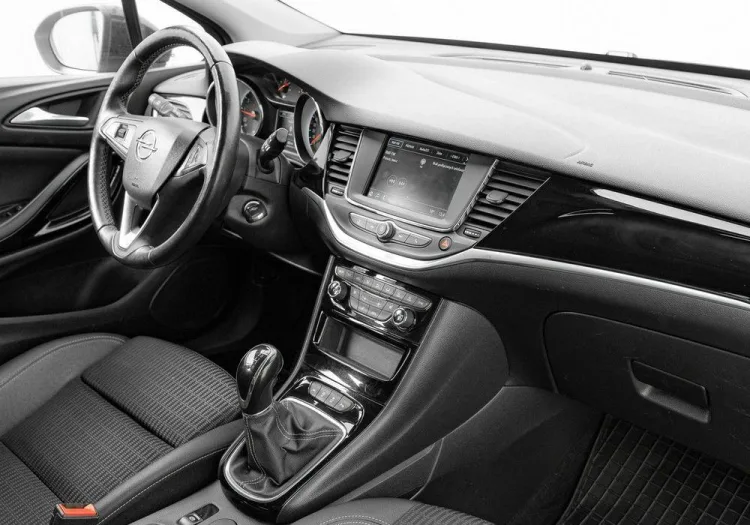 Opel Astra Astra V 1.2 T Elegance S&S