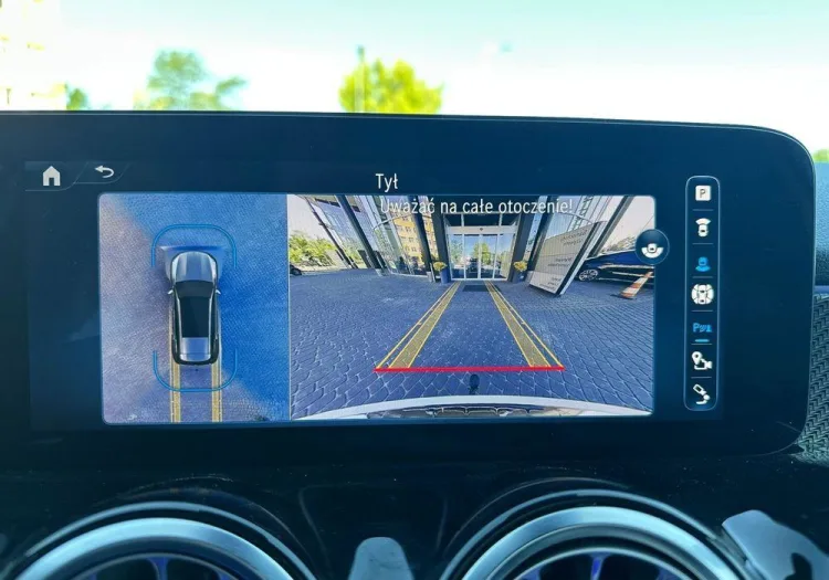 Mercedes-Benz GLB GLB 220 d 4-Matic AMG Line 8G-DCT