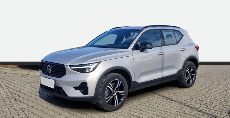 Volvo XC 40 XC40 B3 Plus Dark aut