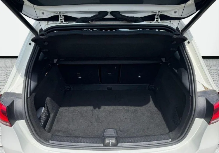 Mercedes-Benz Klasa B B 200 d Progressive 8G-DCT