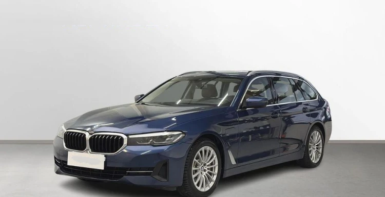 BMW Seria 5 530e Luxury Line aut