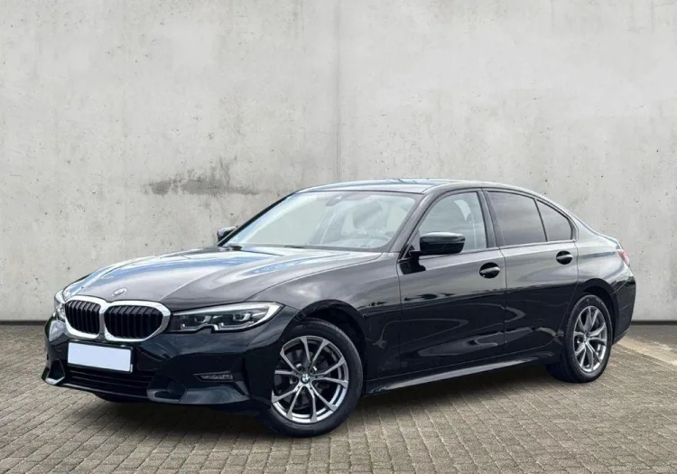 BMW Seria 3 320i xDrive Sport Line aut