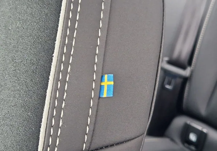 Volvo XC 40 XC40 B3 Plus Dark aut