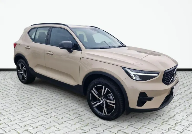 Volvo XC 40 XC40 B3 Plus Dark aut