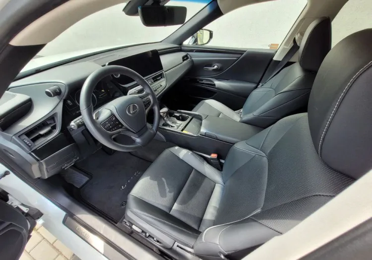 Lexus ES ES 300h Business Edition