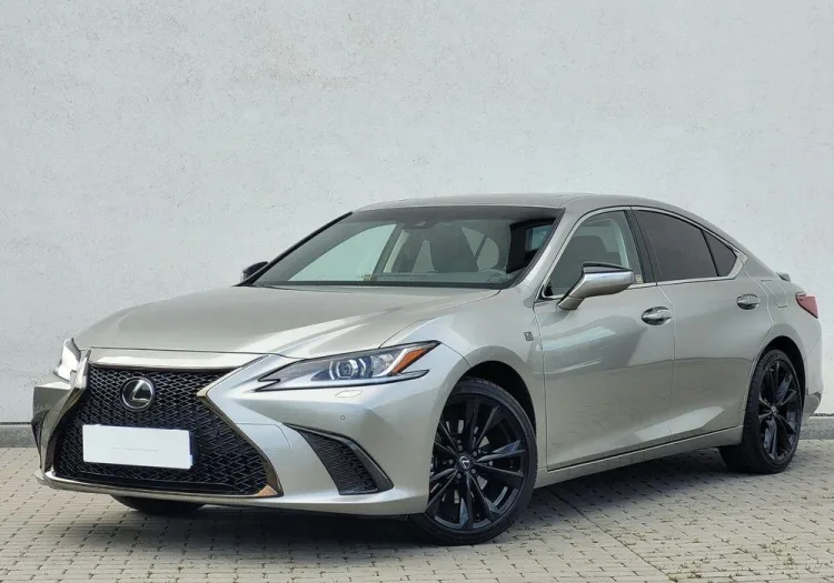 Lexus ES ES 300h F Sport Design