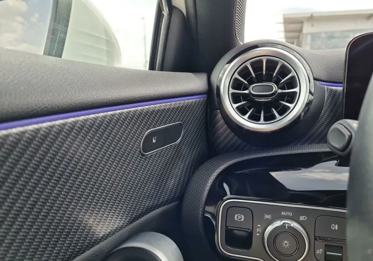 Mercedes-Benz Klasa A A 200 Progressive 7G-DCT