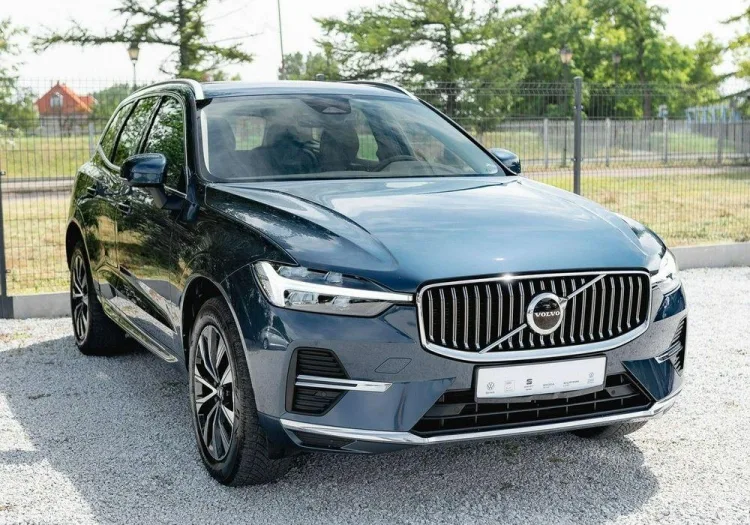 Volvo XC 60 XC 60 B4 D AWD Plus Bright aut