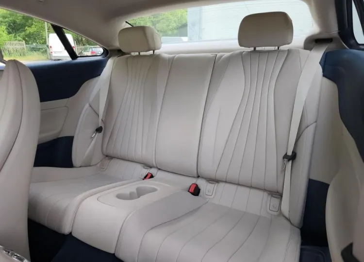 Mercedes-Benz Klasa E E 300 Coupe 9G-TRONIC